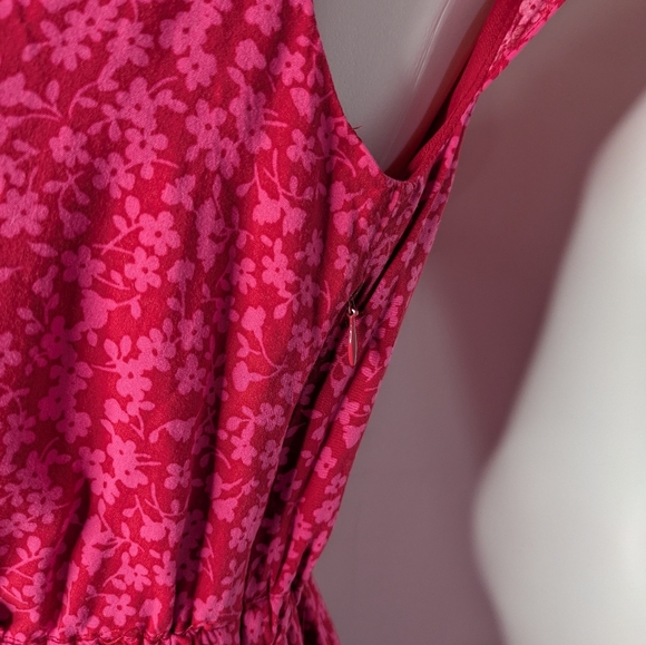 J Crew Red Pink Ditsy Floral Ruffle V Neck Short Sleeve Short Dress 4 - Picture 3 of 9